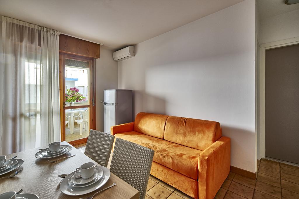 Residence Columbia Бибионе Экстерьер фото
